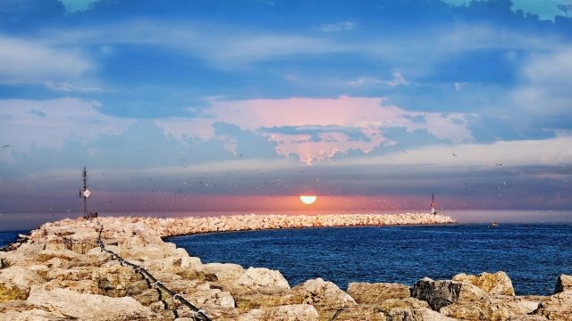 室内健身防便秘操怎么做